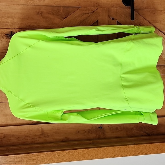 Athleta, NWOT, Sz L, Cool Weather Run Top, Neon Green - Picture 2 of 16